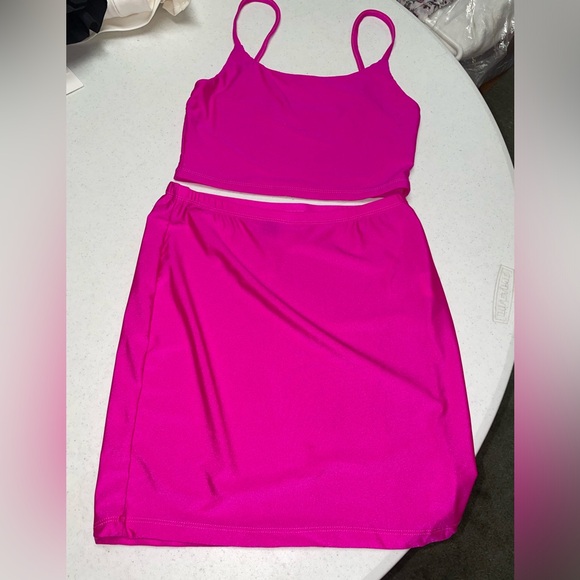 SHEIN Pink Fuscia Two Piece Skirt Set - Picture 3 of 5